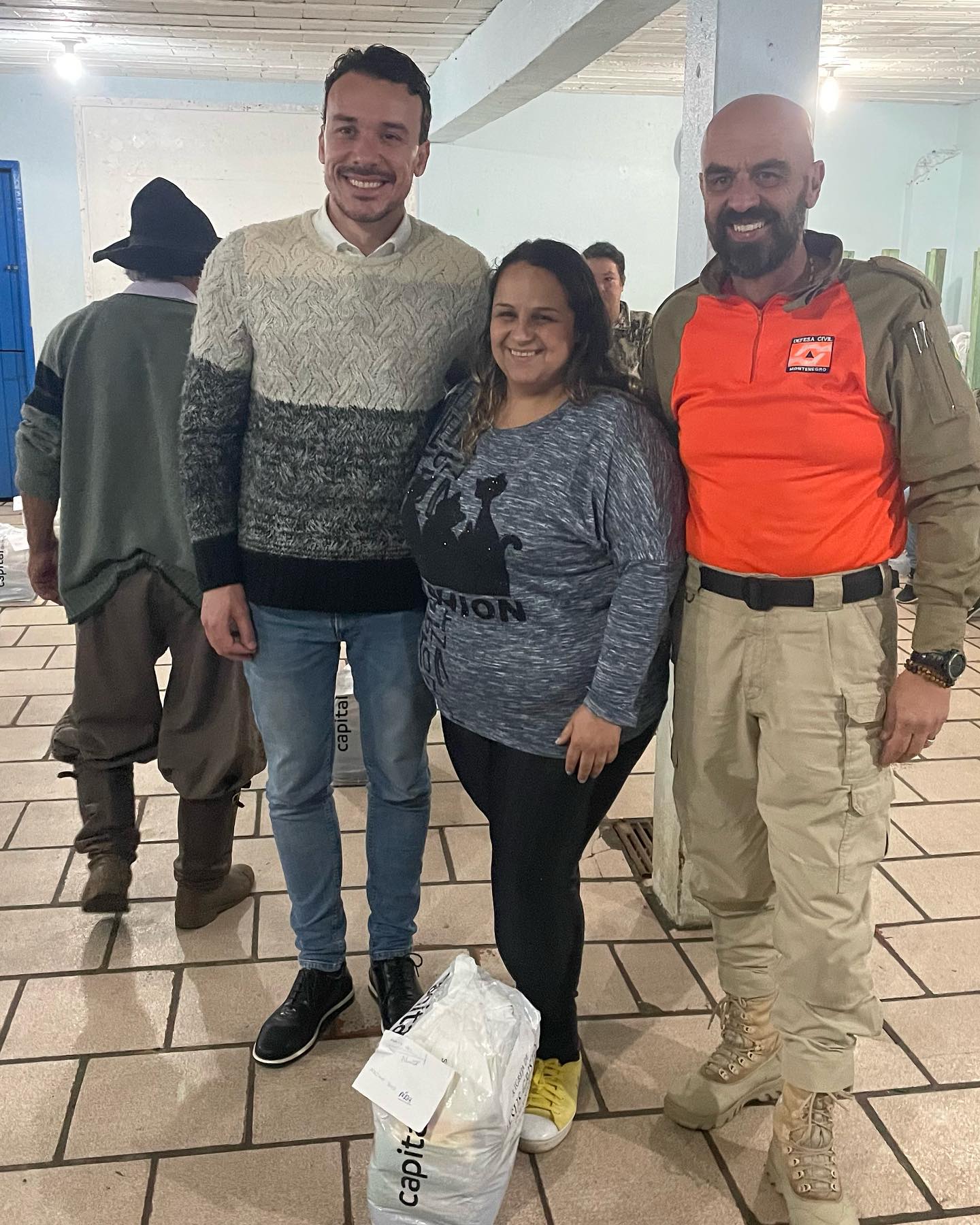 campanhapopysilva Entrega de Cestas básicas ontem na Associação do Industrial para as famílias afetadas pela enchente. Para as famílias cadastradas que ainda não tinham recebido. Obrigada as empresas 