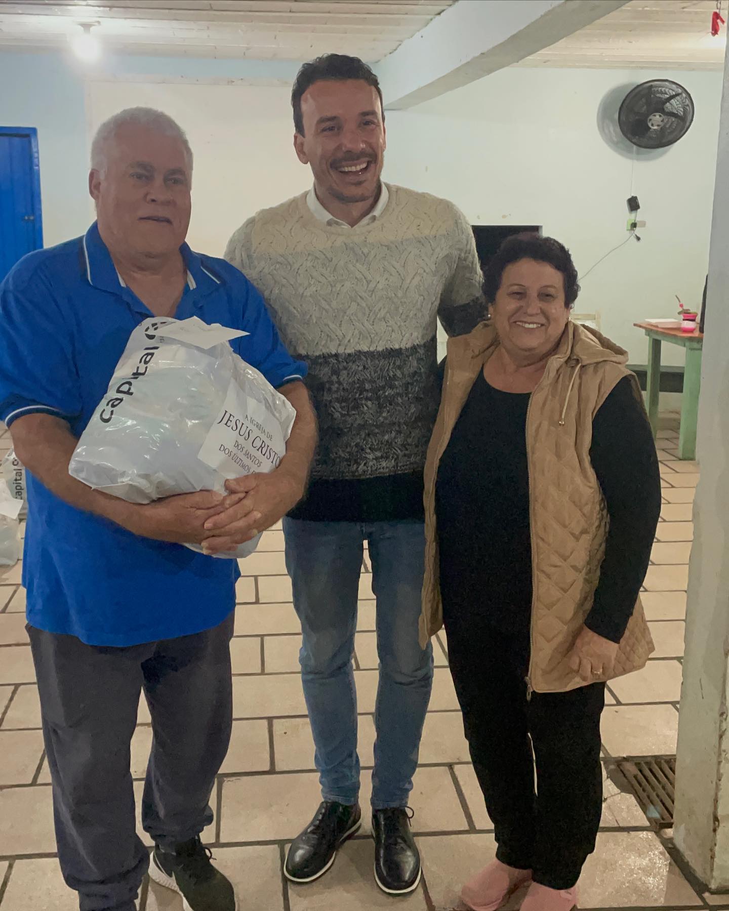 campanhapopysilva Entrega de Cestas básicas ontem na Associação do Industrial para as famílias afetadas pela enchente. Para as famílias cadastradas que ainda não tinham recebido. Obrigada as empresas 